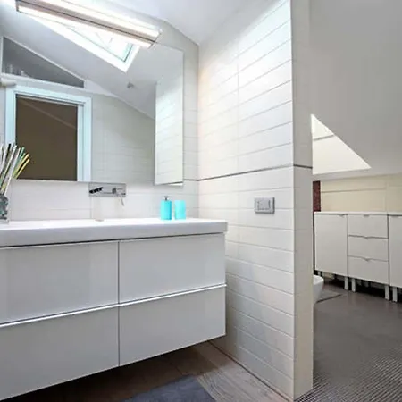 Portanova Oda ve Kahvaltı 4*