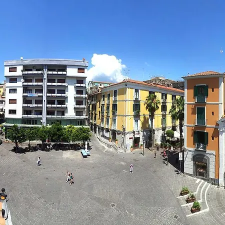 Portanova Oda ve Kahvaltı Salerno